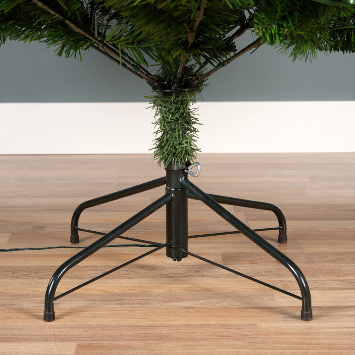 Everlands Imperial Pine Kunstkerstboom - 210 hoog - Met verlichting – foto 7