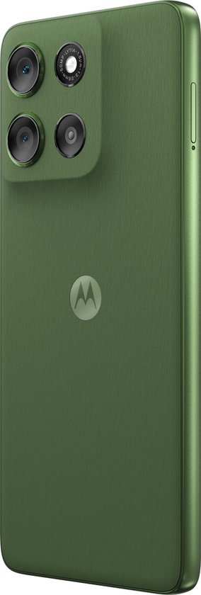 Groene Motorola telefoon met een mat textuur en een vierkante cameramodule met 3 lenzen.
