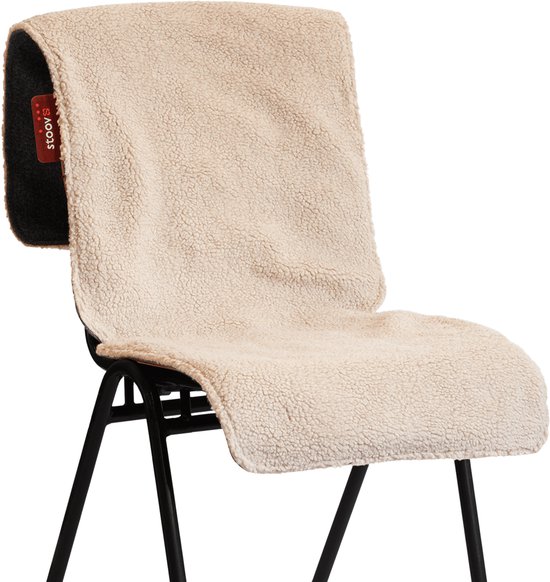Stoov S2 Warmtedeken | Big Hug XL | Duurzaam & Draadloos | Infrarood warmtedeken | Verwarmd stoelkleed | 45x135 cm | Beige XL | Woolly | Plus batterij
