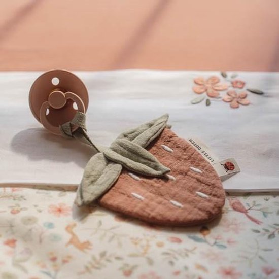 Little Dutch Fairy Garden - Baby Jongens & Meisjes - Speendoekje hydrofiel Aardbei van Little Dutch — afbeelding 4