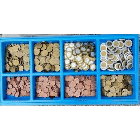 Euromunten met 800 munten met kunststof lade