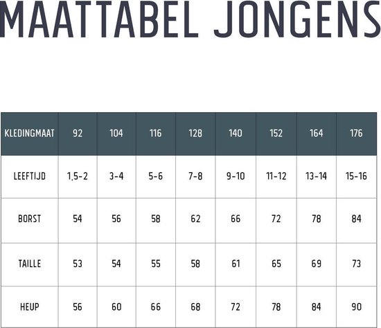 Maattabel voor jongens met kledingmaten, leeftijden, borstomtrek, tailleomtrek en heupomtrek.