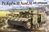 1:35 Takom 8002 Pz.Kpfw.III Ausf.M mit Schürzen Plastic Modelbouwpakket
