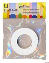 Foam tape rolls 0 5 mm dik en een lengte van 2 meter..