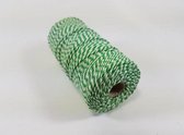 Katoen macrame touw spoel nummer 16  - +/- 1.5 milimeter dik - 100gram - groen/wit - +/- 110 meter