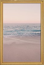 JUNIQE - Poster met houten lijst Rosegold Beach Morning -40x60 /Blauw