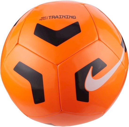 Nike Voetbal - oranje/zwart/wit bol.com