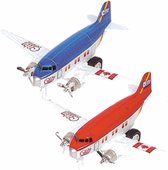 Speelgoed propellor vliegtuigen setje van 2 stuks rood en blauw 12 cm - Vliegveld maken spelen voor kinderen