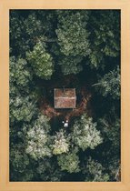 JUNIQE - Poster in houten lijst Verborgen hut - luchtfotografie -40x60