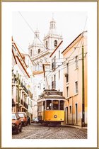 JUNIQE - Poster met kunststof lijst Tram in Lissabon -20x30 /Geel &