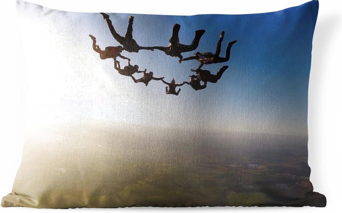 Buitenkussens - Tuin - Skydiven in zonsondergang - 50x30 cm - PillowMonkey