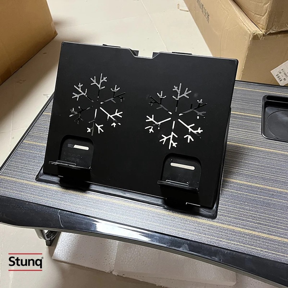 Stunq® Opklapbare Laptoptafel voor Bed - Verstelbaar in 6 Standen - Zwart met Sneeuwvlokmotief