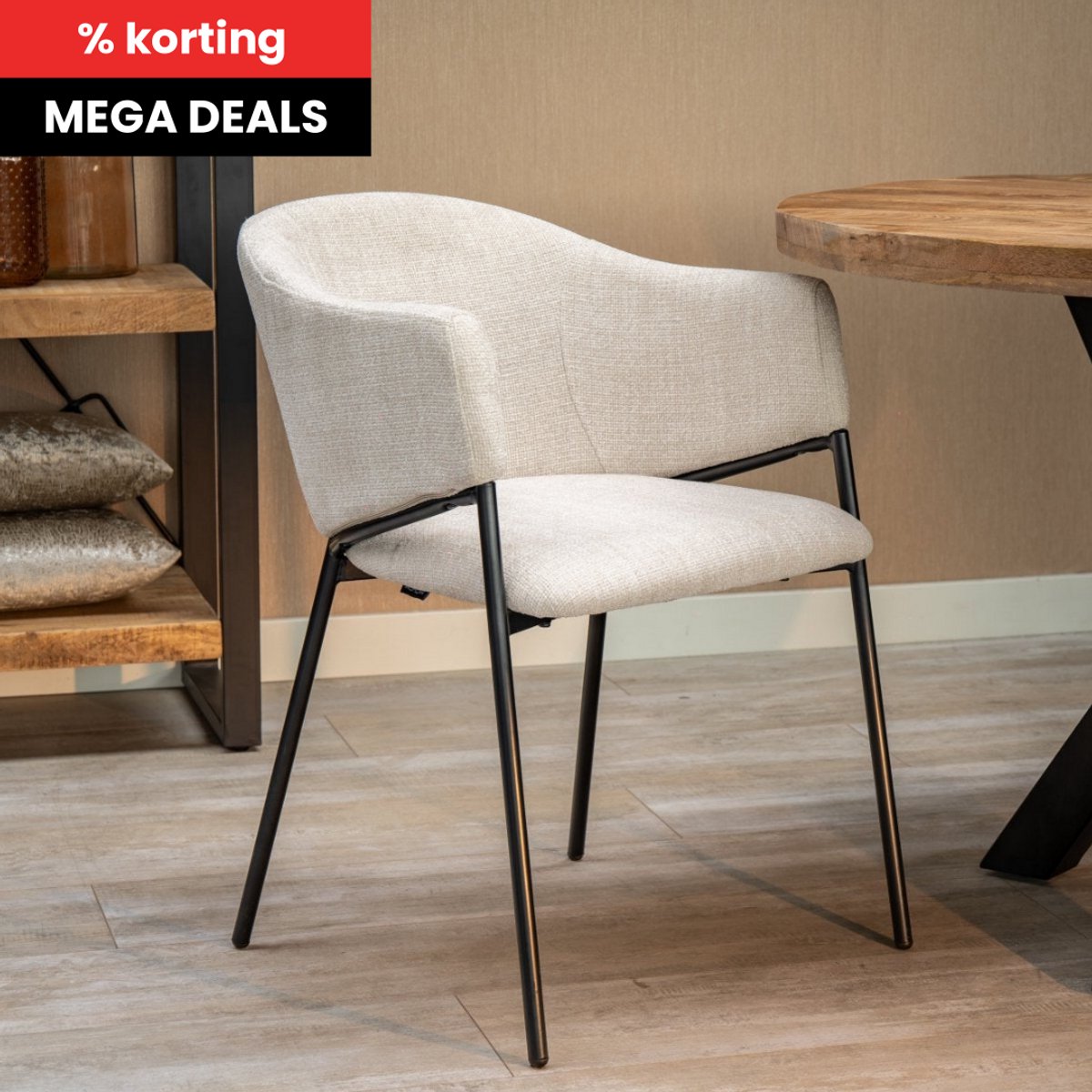 Mahom Eetkamerstoel Dijon Beige met zwart onderstel Mahom Bruin