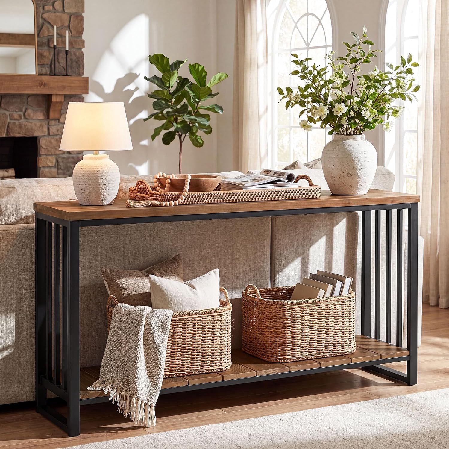 Tribesigns Massief Hout Consoletafe - Sidetable met 2 open schappen - bruin & zwart - 140 x 30 x 80 cm - Console Tafel voor Hal, Woonkamer, Entree