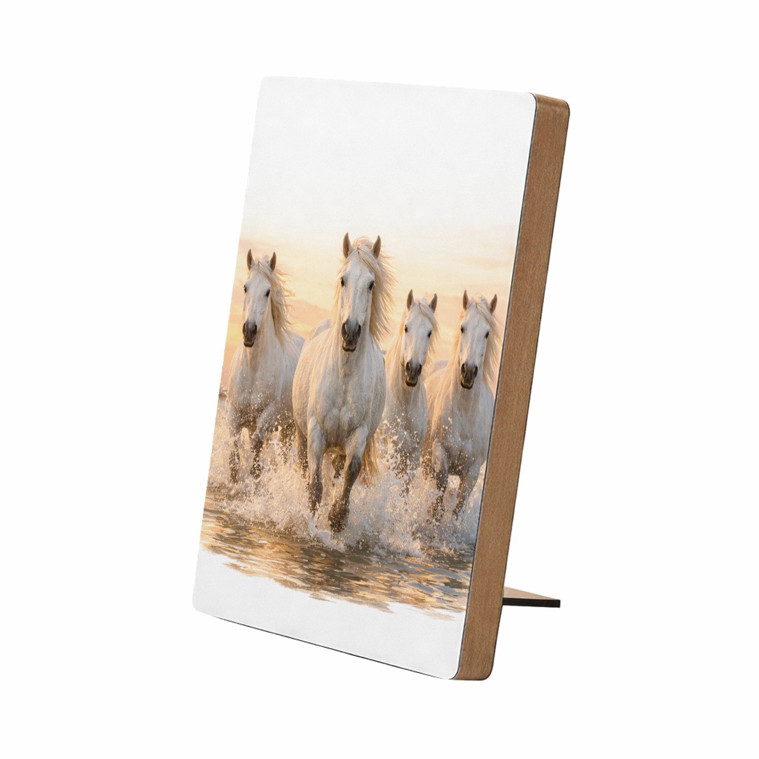 Mr Cadeautjes Glasframe/MDF 12,7 x 17,8 - design Een dynamische natuurscène met een enkele centrale hoofdfigu | cadeau Wit