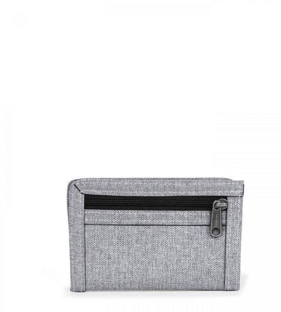 Grijze Eastpak portemonnee met een ritsvak aan de voorkant.