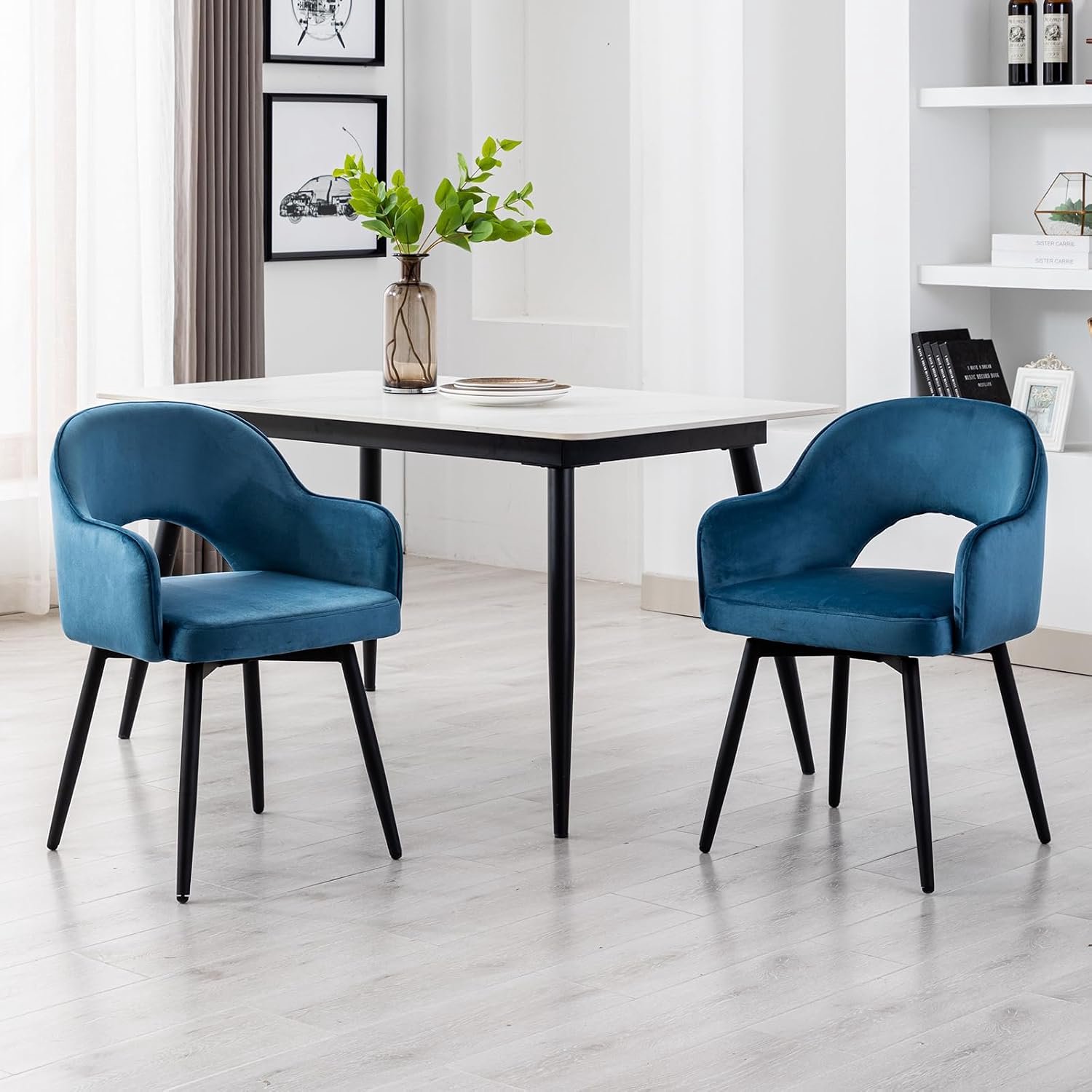 Set van 2 Luxe Draaibare Fluwelen Eetkamerstoelen met Armleuningen en Metalen Onderstel, Blauwe Velvet Stoelen met 360° Draaifunctie, 53 x 57 x 78 cm