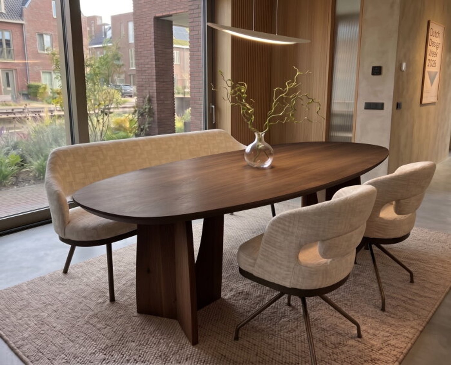 Meubelplaats Eettafel Nina Deens ovaal massief eikenhout - chocolate - bruin - Japandi - 240x110 cm