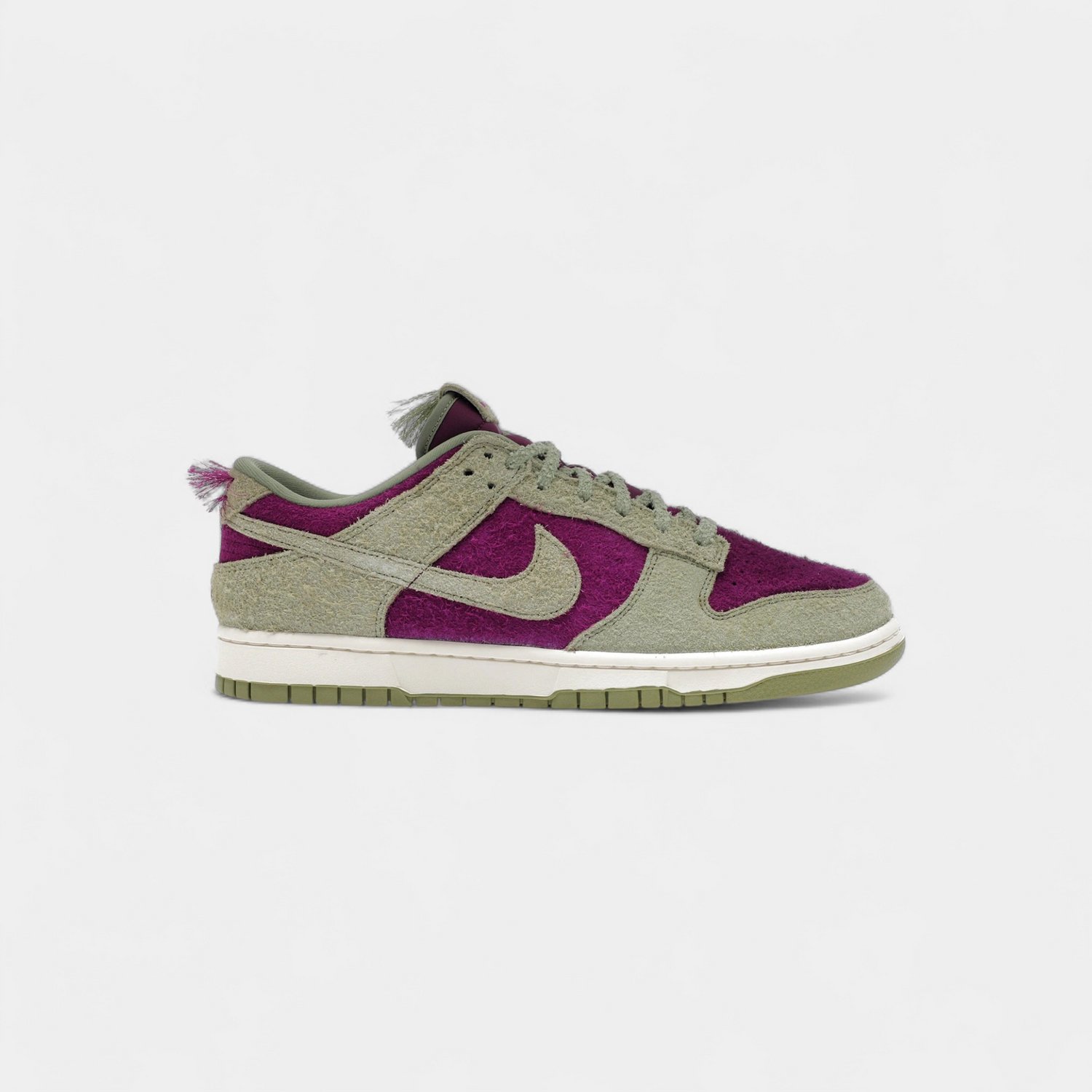 Nike Dunk Low Retro SE Viotech Dusty Wit