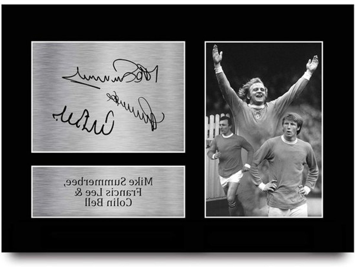 Voetbal Foto - Sport Poster Wanddecoratie - Cadeau voor Fans - Gedrukt Gesigneerd - A4 - Niet ingelijst