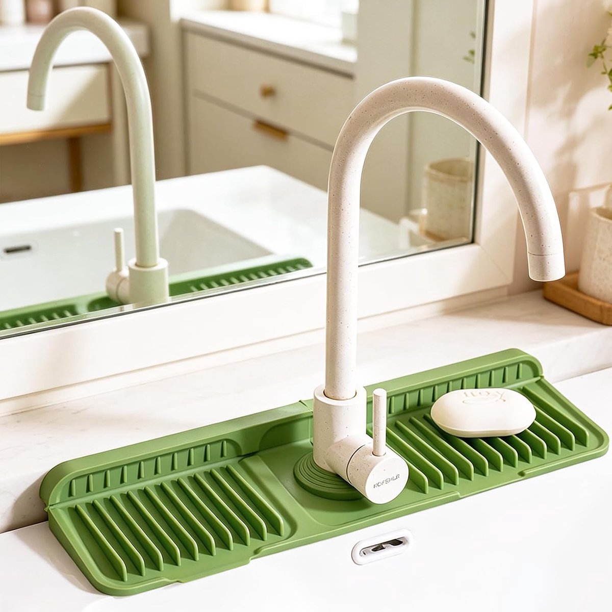 Smal, siliconen kraanmat, opvouwbaar en op maat te snijden, antislip spatbeschermingsmat voor keuken en badkamer, geneigd voor snelle afvoer (groen)