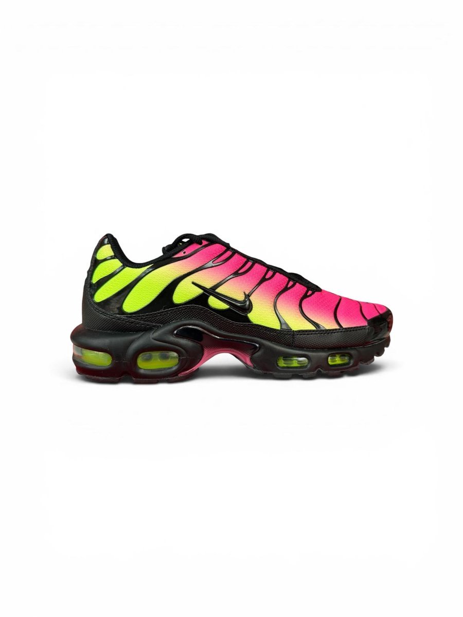 NIKE AIR MAX PLUS Roze