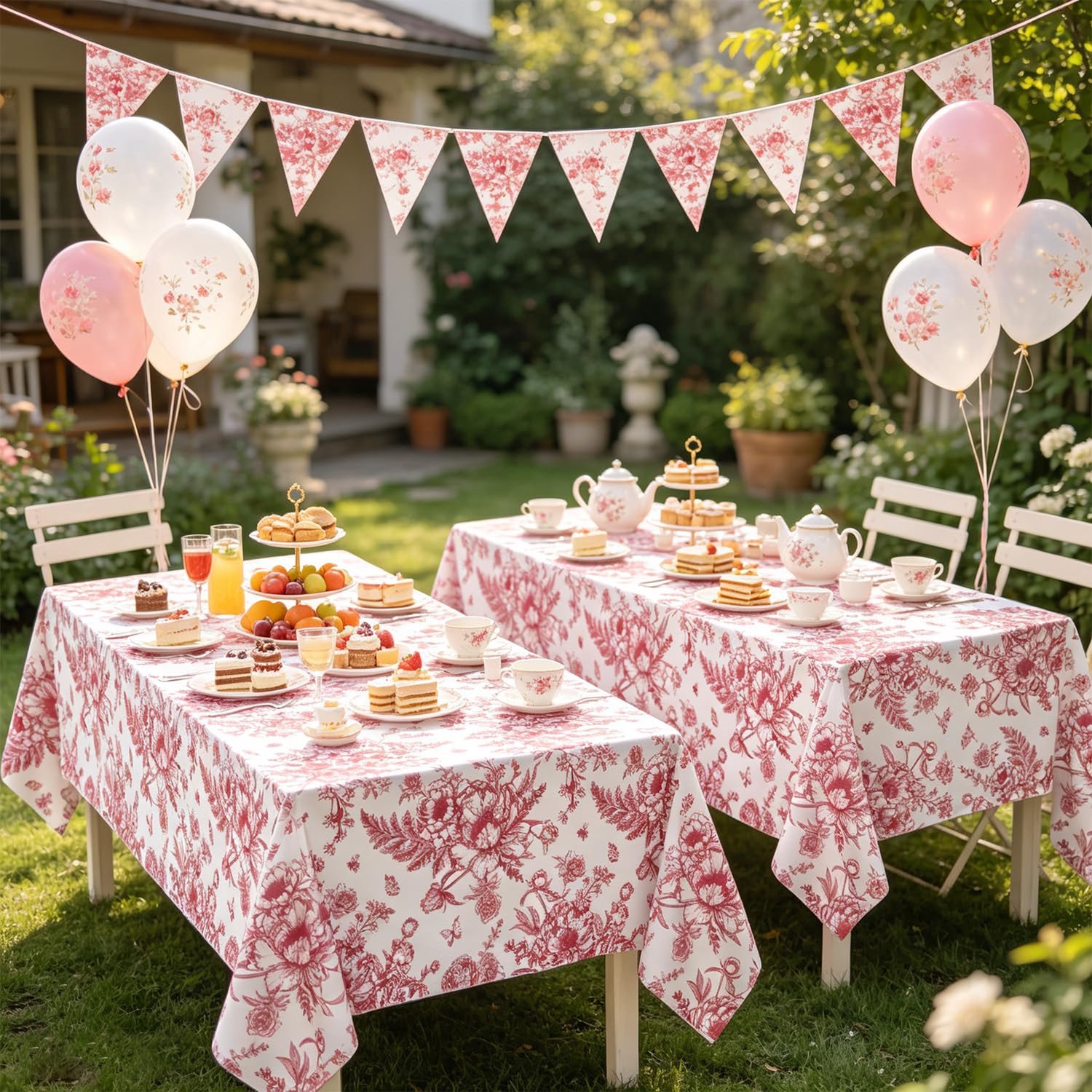 Set van 4 roze plastic tafelkleden met bloemenprint in vintage-stijl; roze en wit tafelkleed met bloemenprint; vintage - ShopVlot