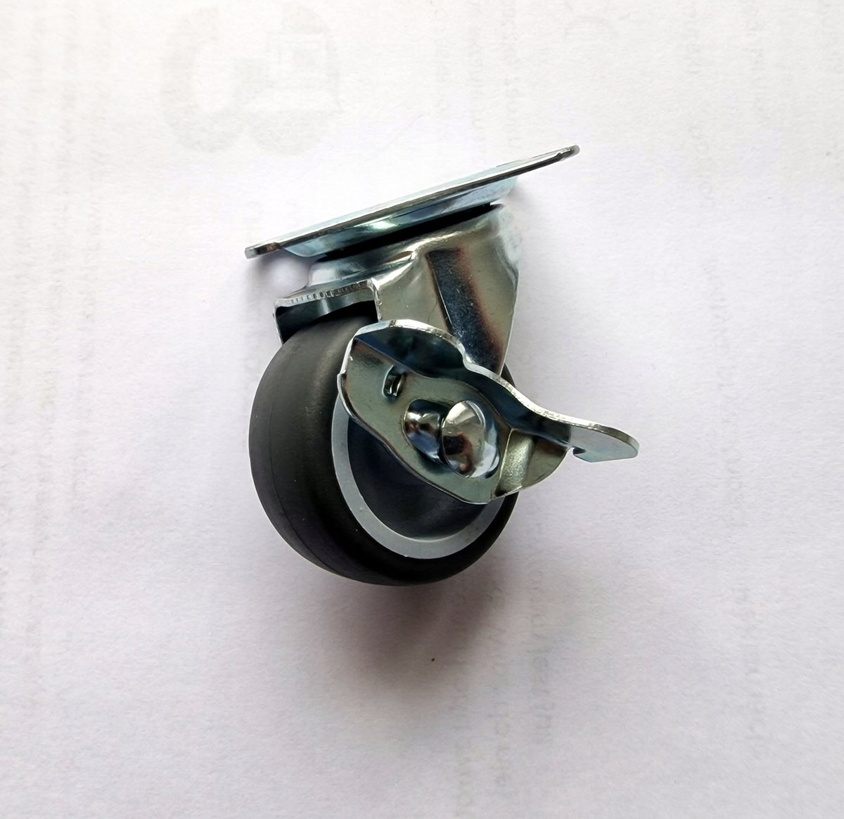 4 Zwenkwielen met Rem (Ø38mm) - Rubber, Krasvrij