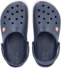 Sandales Crocs Crocband bleu marine pour adultes avec passepoil rouge.