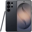 Samsung Galaxy S26 Ultra smartphone geplaatst naast een bijbehorende styluspen.