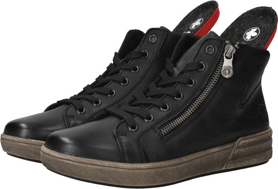 Zwarte Rieker veterboots met rits, veters en rode voering. Zijaanzicht.