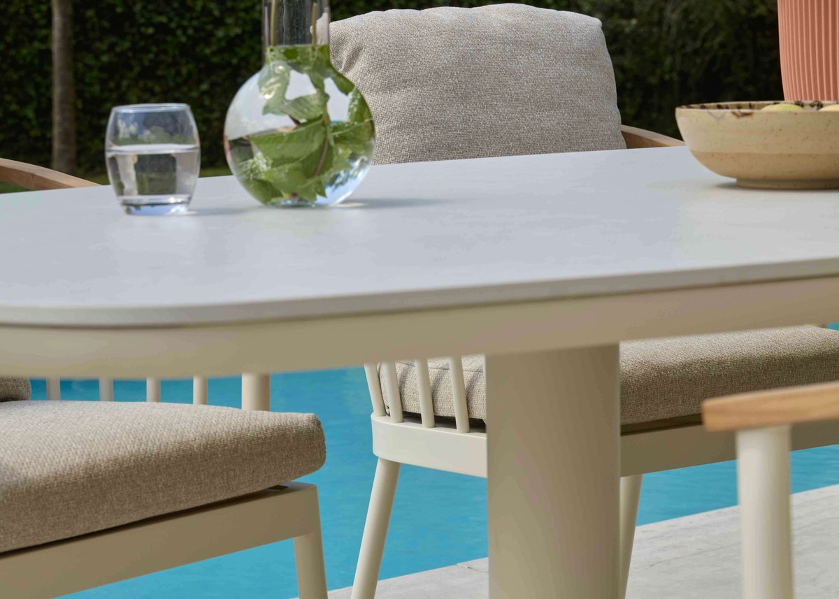 Apple Bee Melville Tuintafel Oyster - 280x110 cm - Ovale Voet
