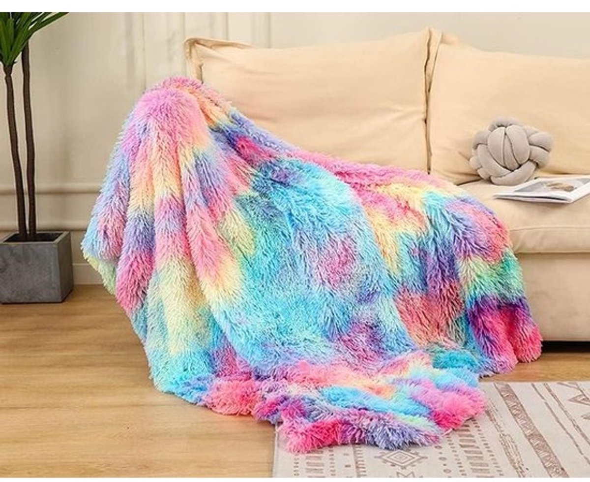 Knuffeldeken Regenboog - Zachte Pluche Deken - Bank en Bed - Dubbellaags Design - 80 x 120 cm - Kleurrijk