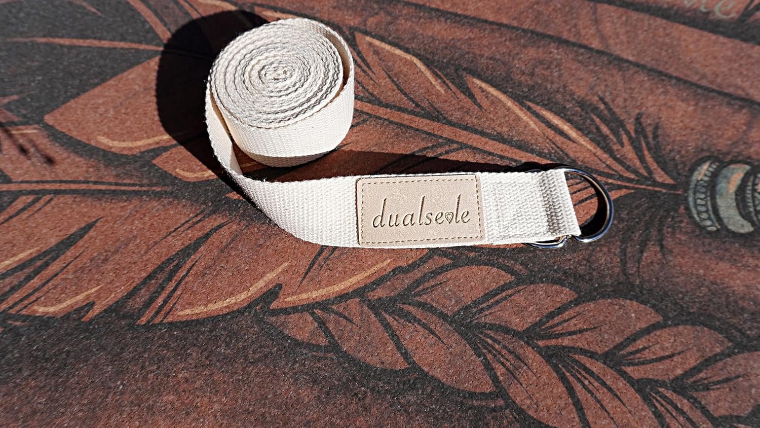 Yogamat van kurk en natuurlijk rubber met draagriem (kalia)