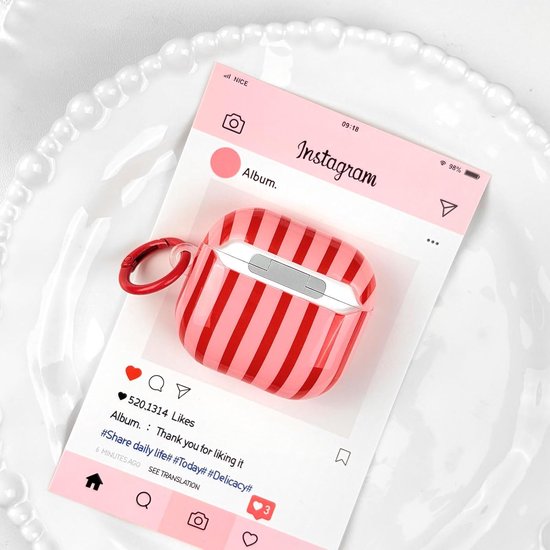 Compatibel met AirPods Pro 3e Generatie met Reinigingsset, Schattig Modieus Strepen Patroon Esthetisch Stripes Design, Schokbestendige Sleutelhanger Hoes - Rood — afbeelding 4