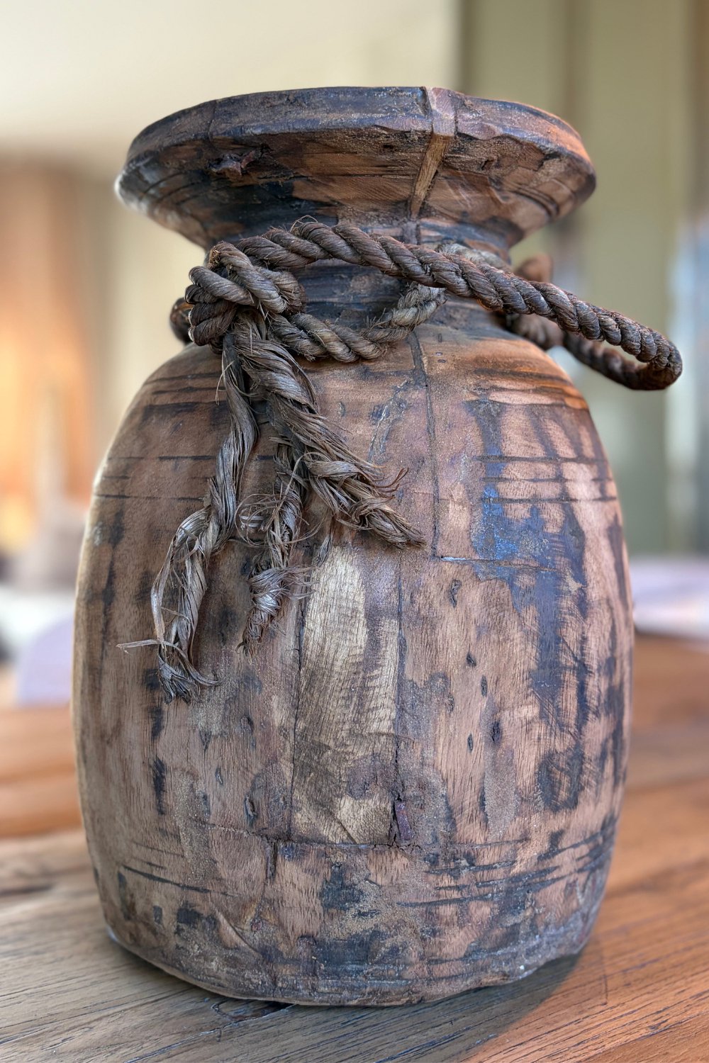 Grote houten ronde vaas Nepalese kruik