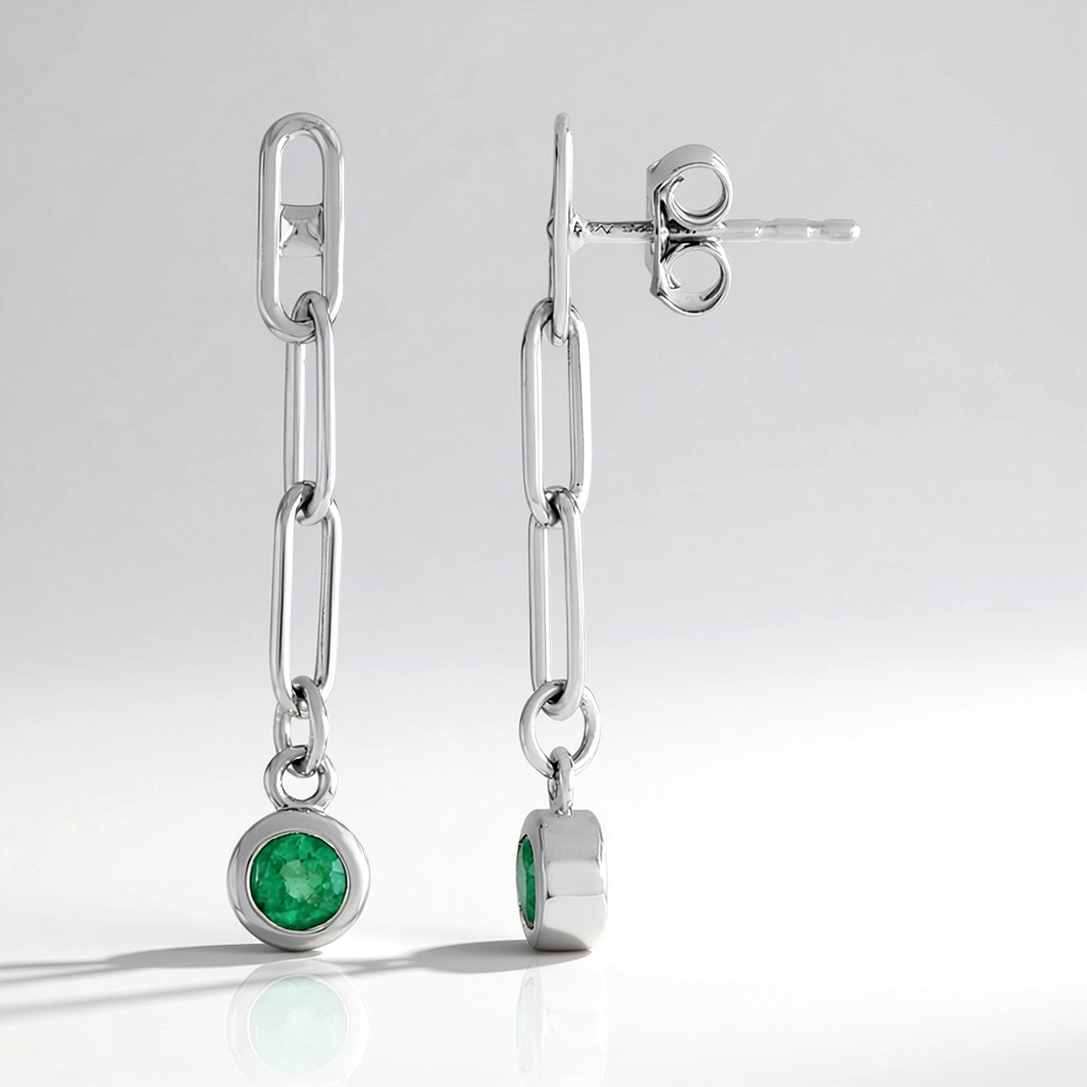 Cavill - Zilveren Oorbellen met Colombiaanse Smaragden - 925 Sterling Zilver Geplatineerd - Rond Geslepen Smaragd 0,8ct - Luxe Oorbellen Dames