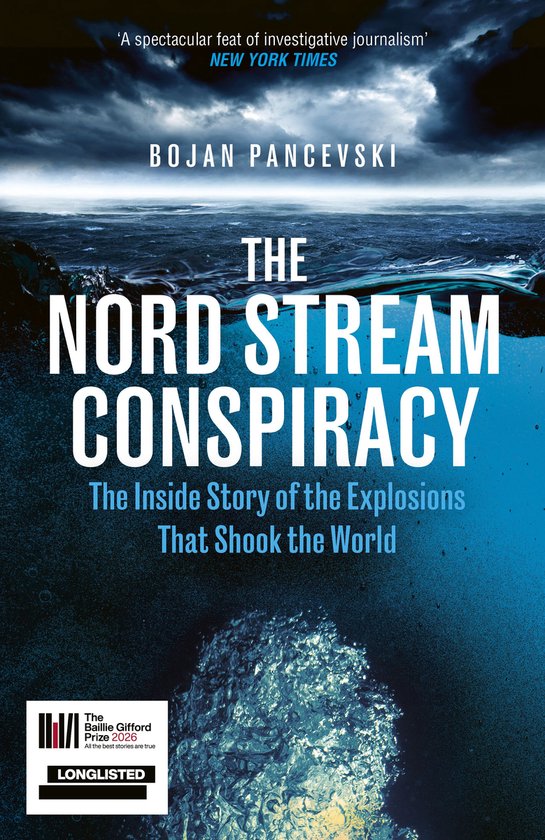 Boek 'The Nord Stream Conspiracy' met tekst 'The Inside Story of the Explosions That Shook the World'. Onderwaterbeeld met bubbels.