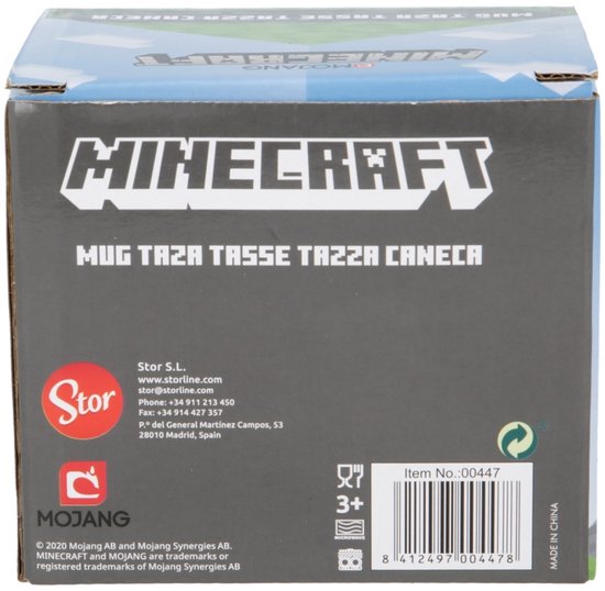 Verpakking van Minecraft mok met Minecraft logo en productdetails.