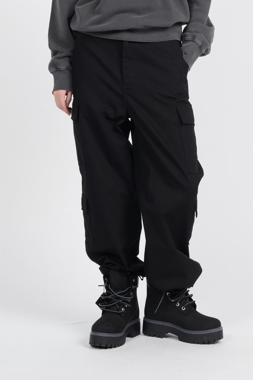 Carhartt w Kingsley pant cargo 27 Zwart
