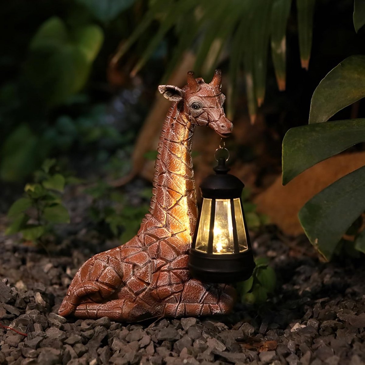 tuinbeeld op zonne-energie, giraffe met lantaarn, weerbestendige giraf, tuindecoratie voor buiten, harssculptuur, dierenbeelden voor gazon, balkon, binnenplaats, terras, vensterbank