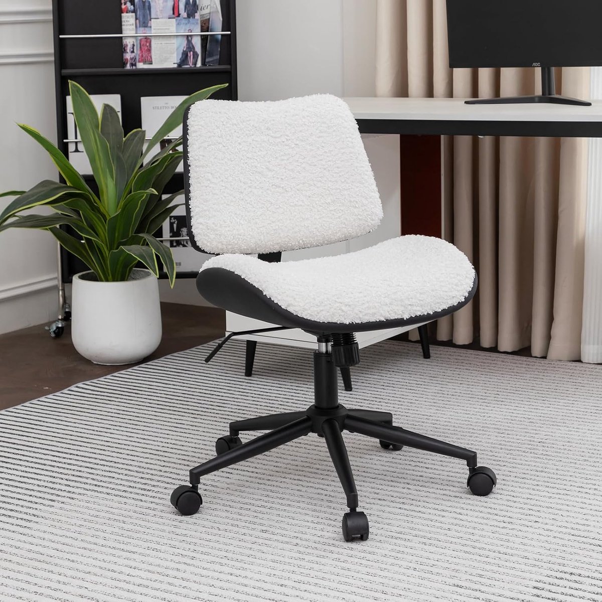 Bureaustoel met Teddy Bekleding, Beige, Hoogteverstelling 80-88 cm, 360° Draaibaar, Kantelbaar 90-120° (Beige)