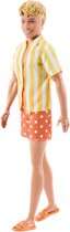 Barbie Fashionistas Style Ken Pop - Met blonde haar in een matje