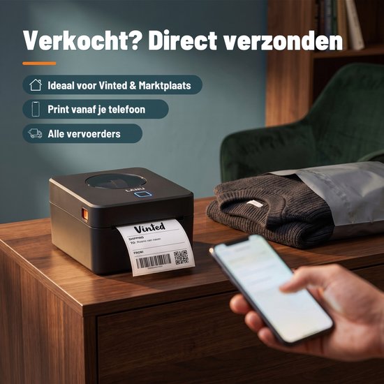 Zwarte Lanu labelprinter print verzendlabel voor Vinted, bestuurd via smartphone.