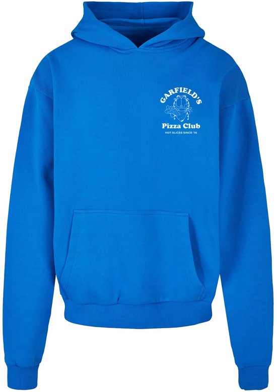 Helderblauwe hoodie met witte Garfield's Pizza Club-print op de linkerborst en een kangoeroezak aan de voorzijde.