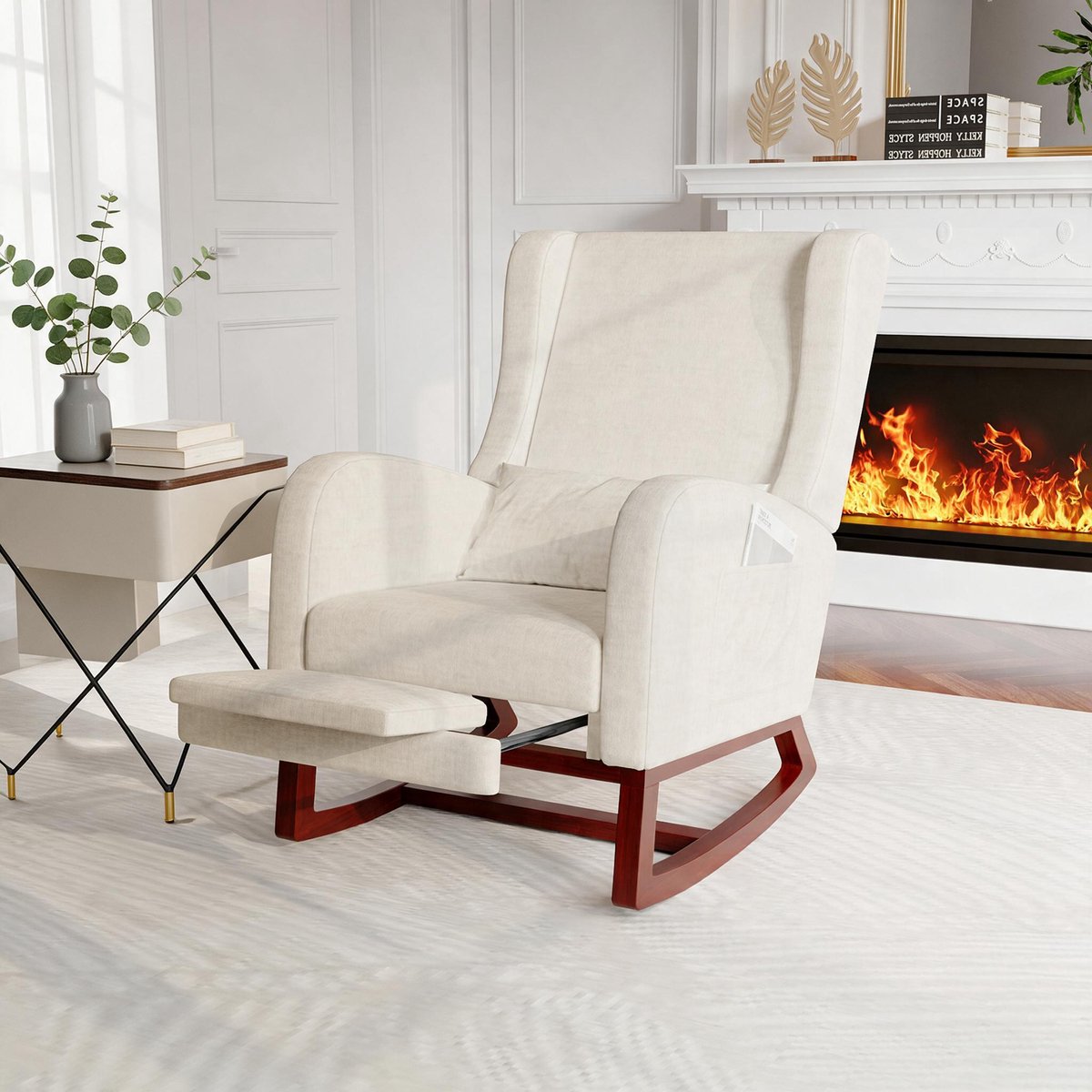Schommelstoel met uitschuifbare voetsteun en lendenkussen, Verpleegstoel met zijvakken, massief houten onderstel, Hoge rugleuning relaxfauteuil voor woonkamer, slaapkamer en babykamer, Beige