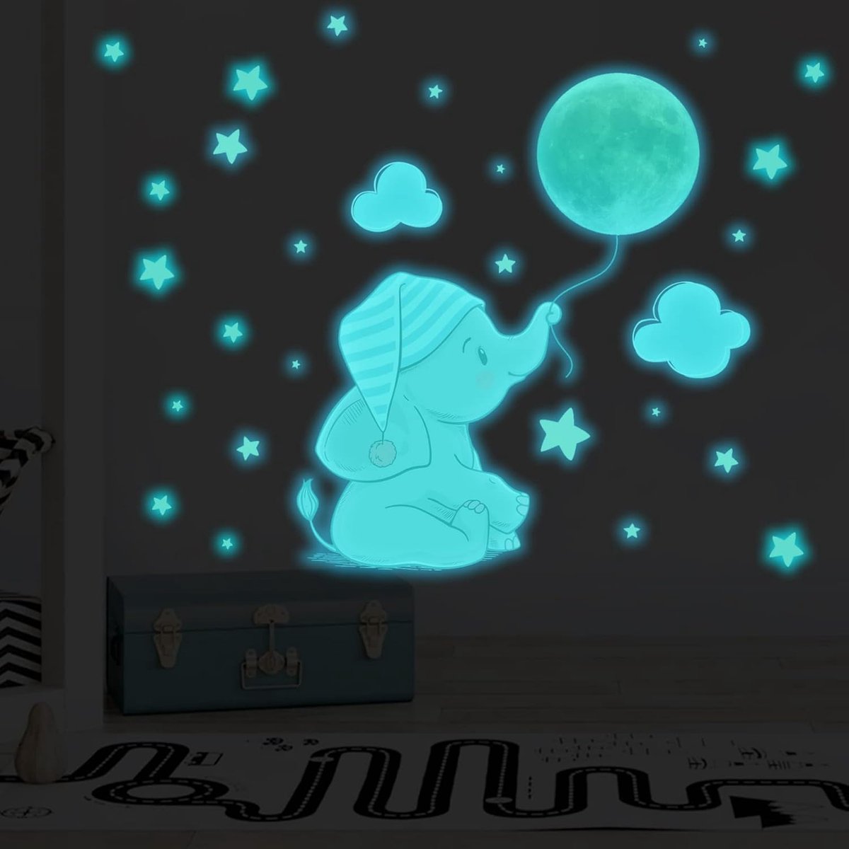 SnelShoppen - Luminous Elephant Wall Stickers voor Kinderkamer - Decoratieve Muurstickers met Sterren en Wolken - Verlichtende Muurdecoratie voor Baby