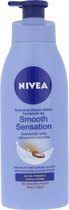 Nivea - The creamy body lotion for dry skin Smooth Sensation 400 ml - 400ml