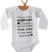 Baby Rompertje tekst papa eerste Vaderdag cadeau van mama | Happy first father’s Day daddy me and mommy love you to the moon and back | lange mouwen | wit zwart | maat 62-68 | mooi