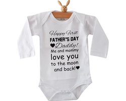 Baby Rompertje tekst papa eerste Vaderdag cadeau van mama | Happy first father’s Day daddy me and mommy love you to the moon and back | lange mouwen | wit zwart | maat 62-68 | mooiste cadeautje kind liefste lief leukste mijn is de allerbeste best Baby Rompertje tekst papa eerste Vaderdag cadeau van mama | Happy first father’s Day daddy me and mommy love you to the moon and back | lange mouwen | wit zwart | maat 62-68 | mooiste cadeautje kind liefste lief leukste mijn is de allerbeste best